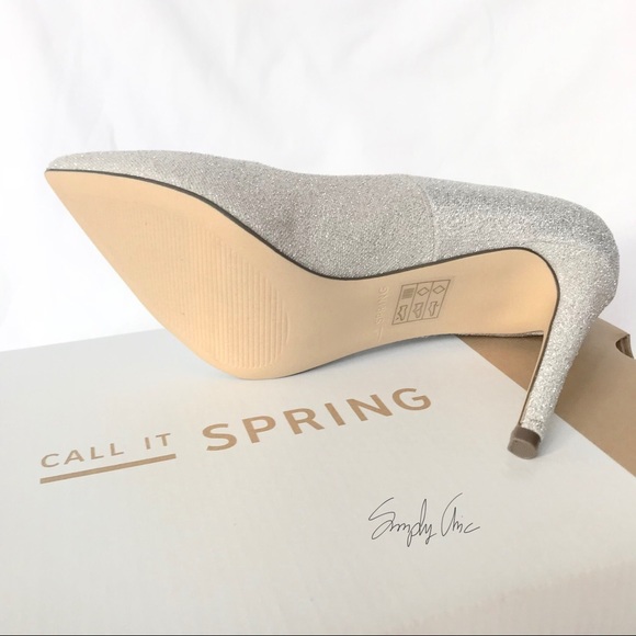 New Call It Spring Agrirewiel pumps - Picture 6 of 8